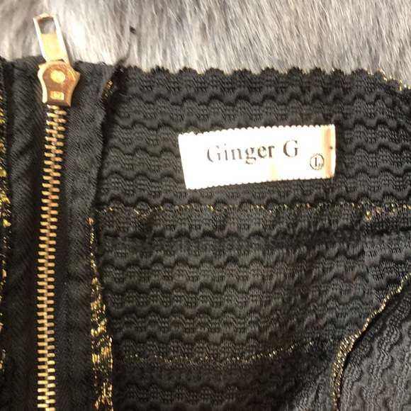 Gold and black mini skirt NWOT - Picture 4 of 5